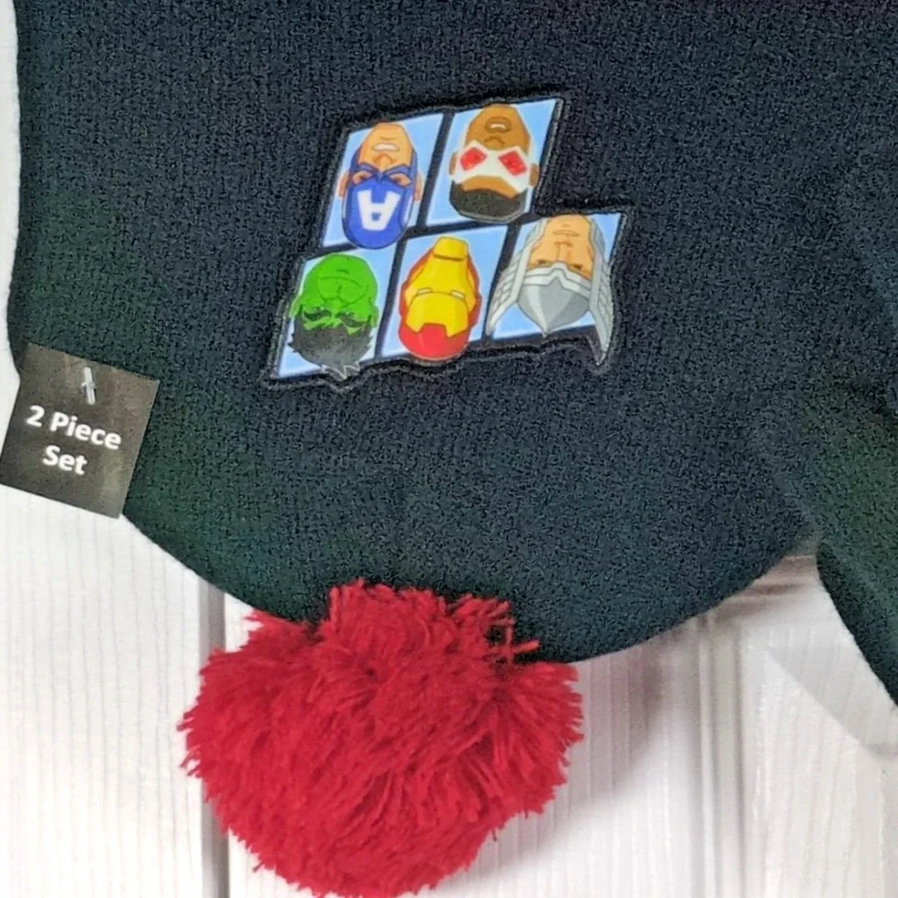 Berkshire Boys Marvel Avengers Beanie Pom Hat and Glove Set One Size Black Red